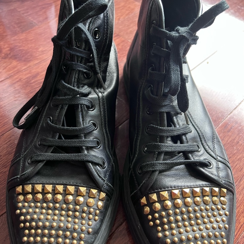 Gucci Black and Gold Studded Men's Sneakers